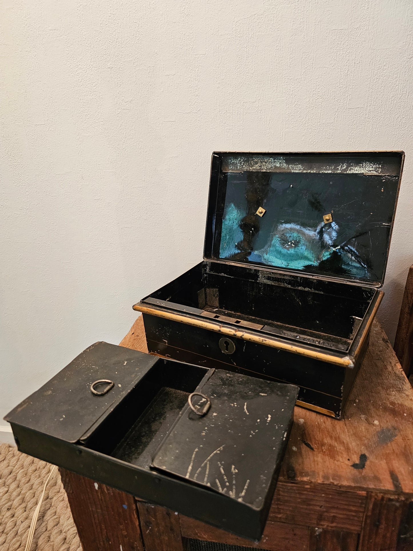 Cash Box