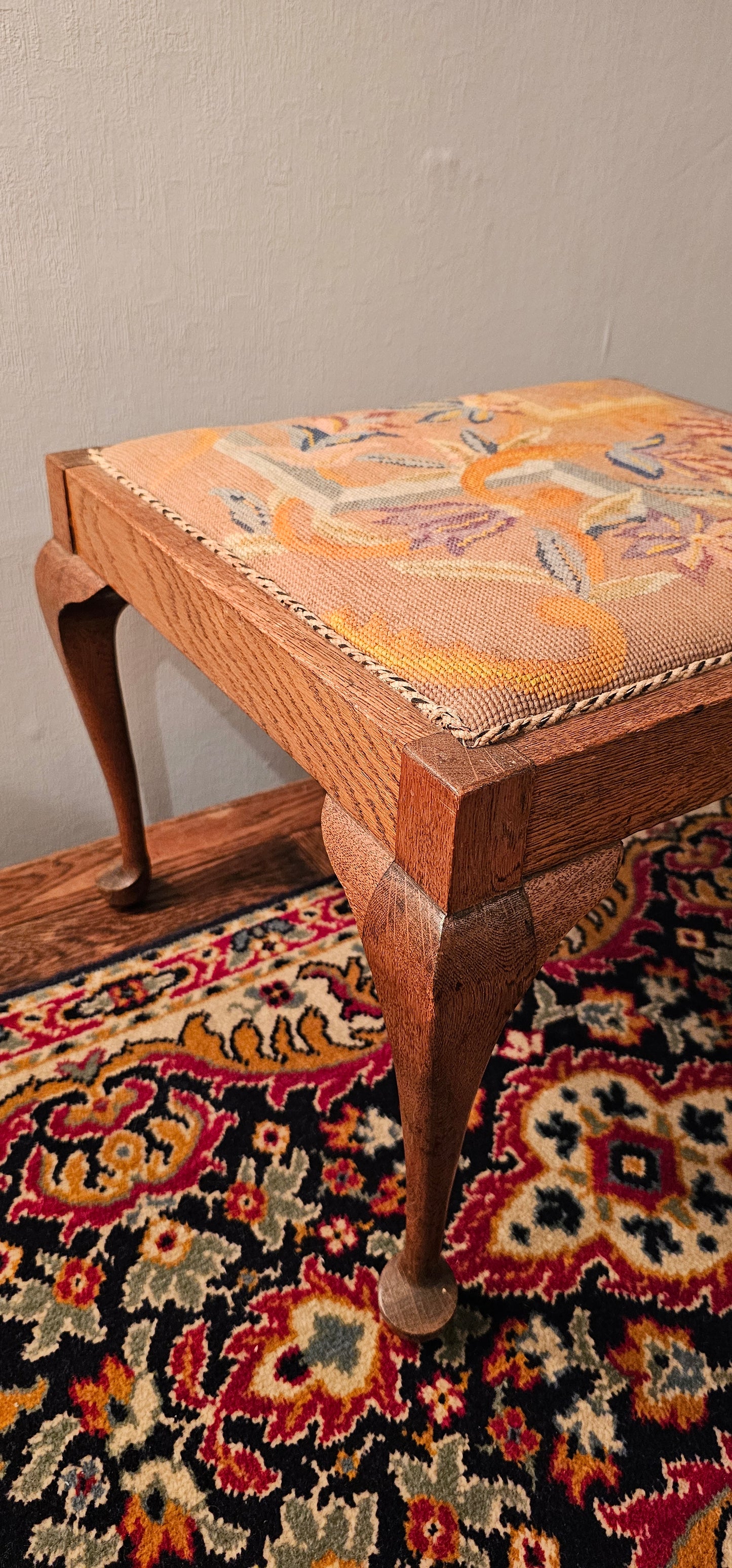 Oak Ottoman