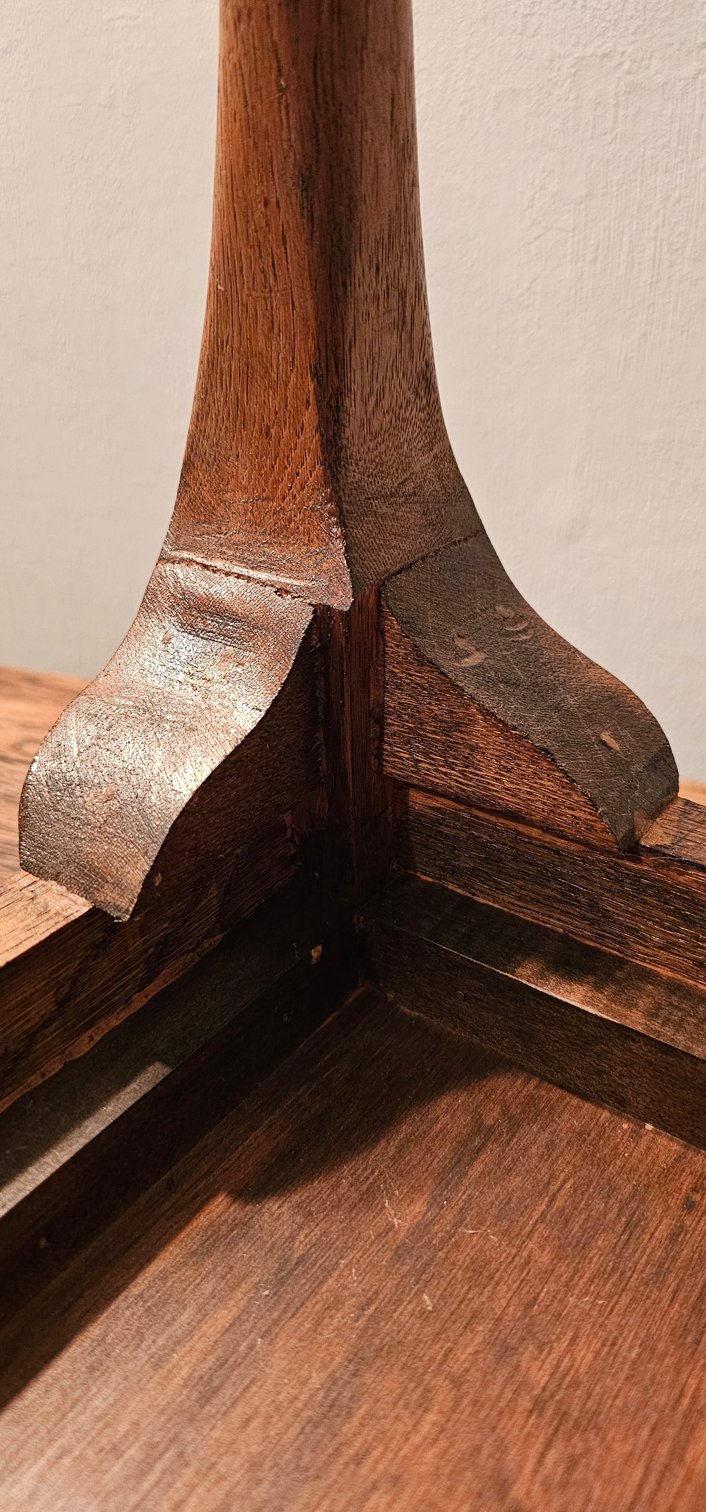 Oak Ottoman