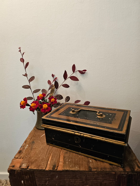 Cash Box