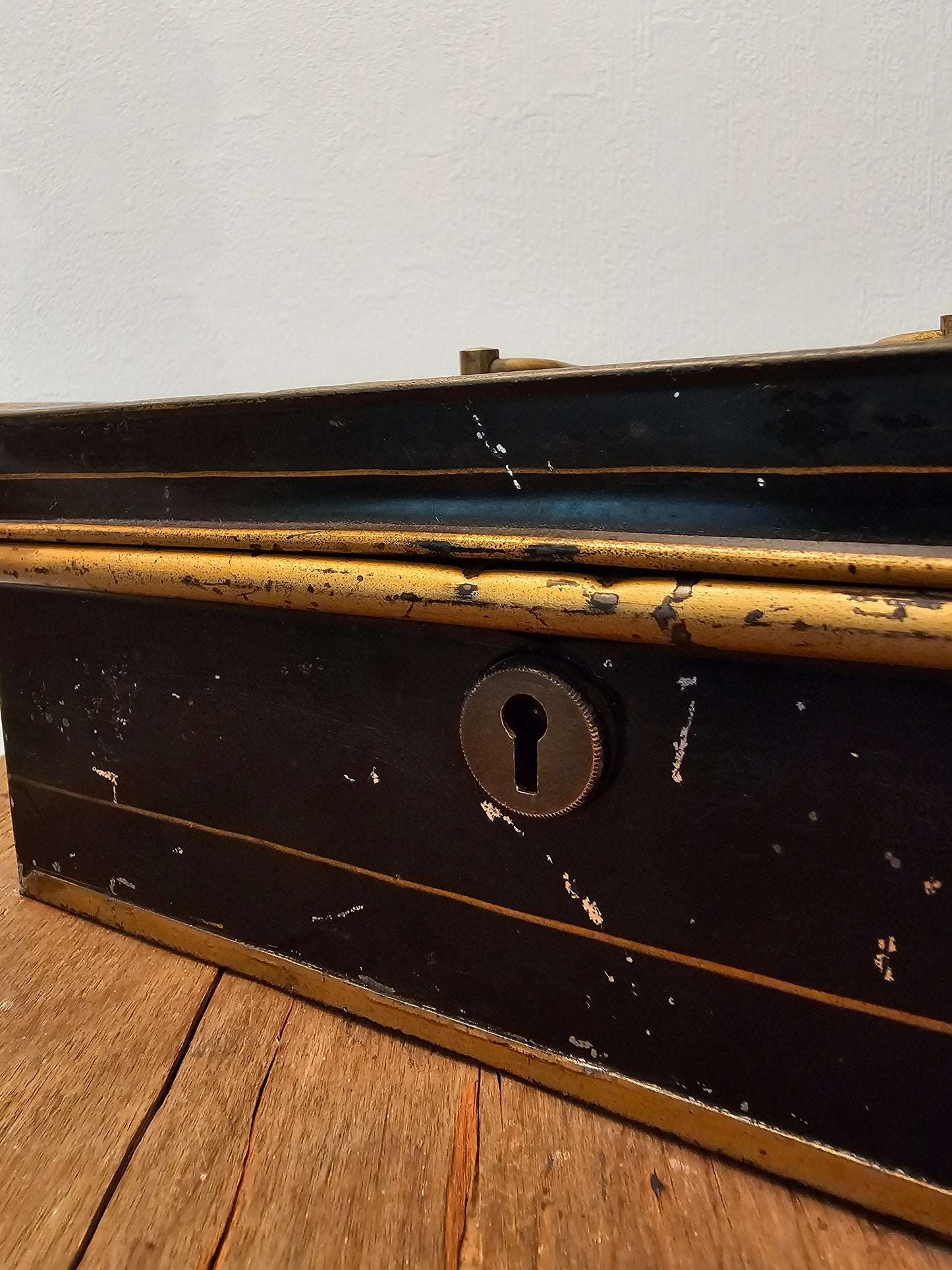 Cash Box