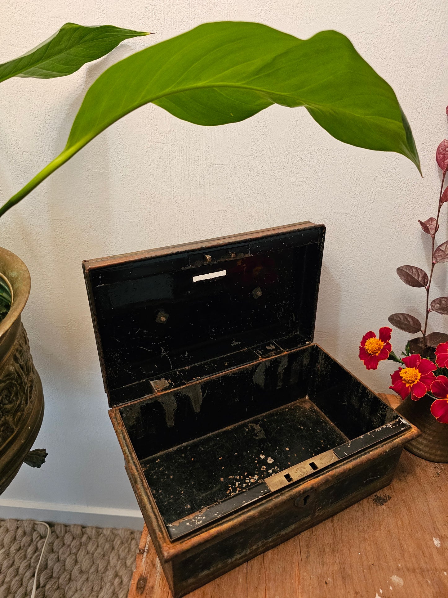 Metal Cash Box